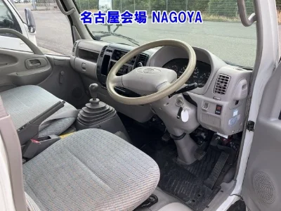TOYOTA DYNA