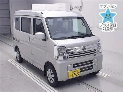 NISSAN CLIPPER VAN