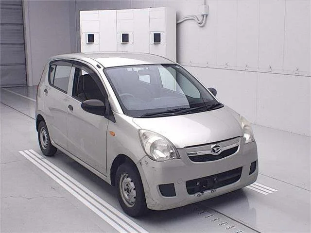 Daihatsu Mira 2012