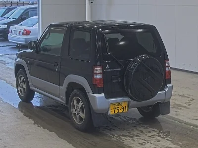 MITSUBISHI PAJERO MINI