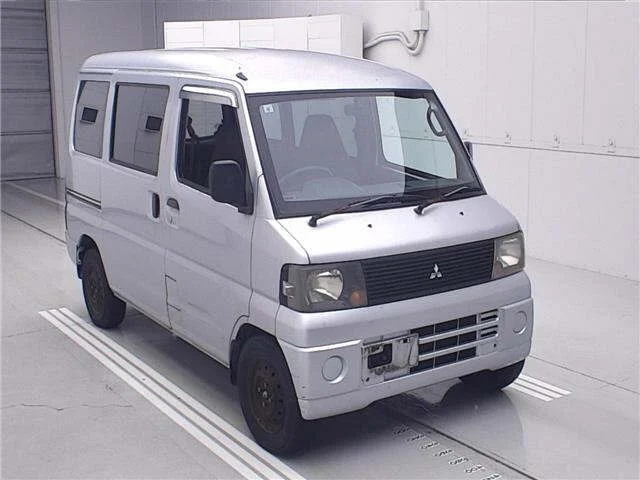 Mitsubishi Minicab 2006