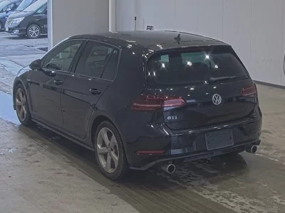 VOLKSWAGEN GOLF  GTI
