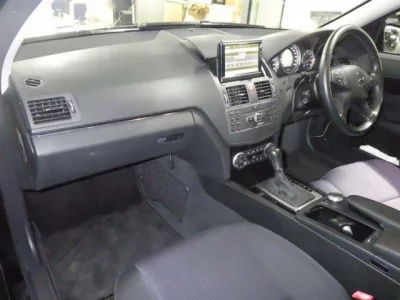 MERCEDES BENZ C CLASS