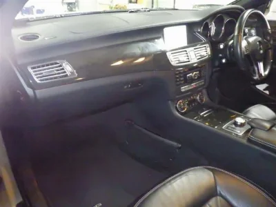 MERCEDES BENZ AMG CLS SHOOTING BRAKE