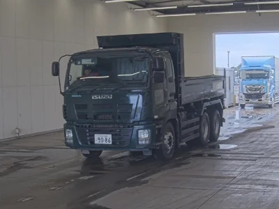 ISUZU GIGA