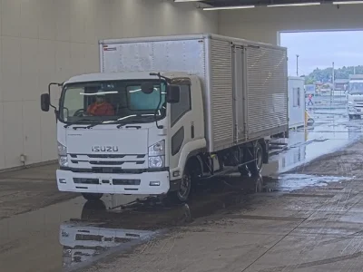 ISUZU FORWARD