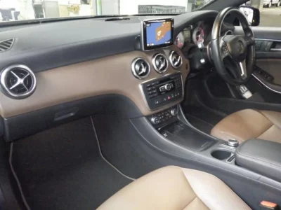 MERCEDES BENZ A CLASS