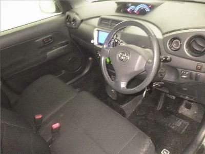 TOYOTA BB