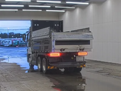 MITSUBISHI FUSO SUPER GREAT