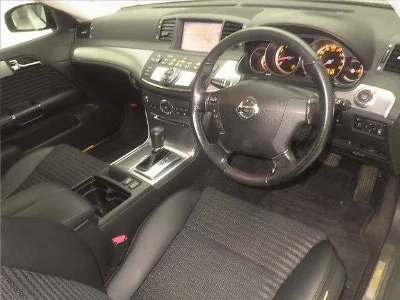 NISSAN FUGA