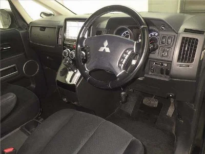 MITSUBISHI DELICA D5