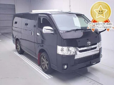TOYOTA HIACE VAN