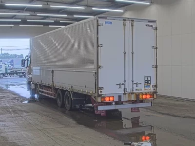 Mitsubishi Fuso Super Great