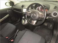 Цена авто Mazda Demio с аукционов Японии, номер кузова DE3FS, пробег 73 000, оценка 6