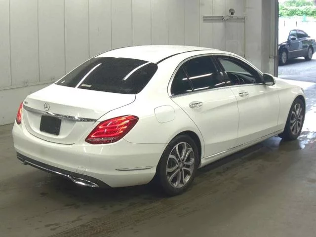 Mercedes-Benz C-Class  с аукциона в Японии