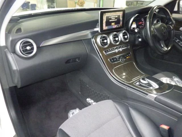 Mercedes-Benz C-Class  с аукциона в Японии