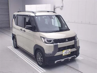 MITSUBISHI DELICA MINI
