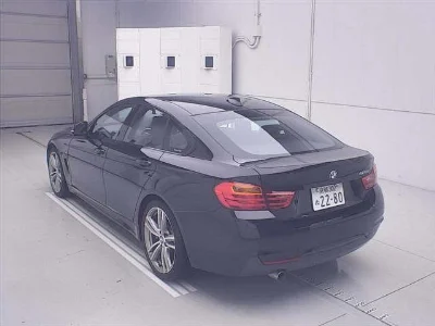 BMW 4 SERIES