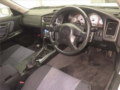 NISSAN STAGEA