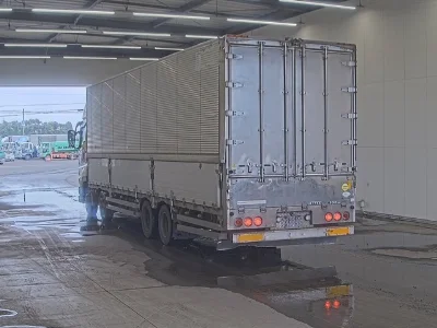 MITSUBISHI FUSO SUPER GREAT