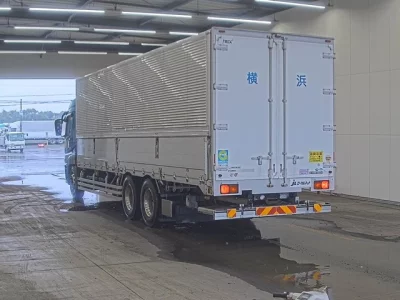 MITSUBISHI FUSO SUPER GREAT