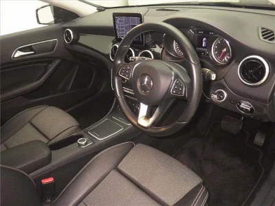 MERCEDES BENZ CLA SHOOTING BRAKE