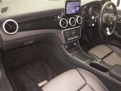 MERCEDES BENZ CLA SHOOTING BRAKE