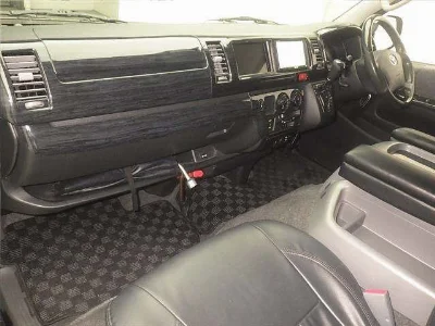 TOYOTA REGIUS ACE VAN