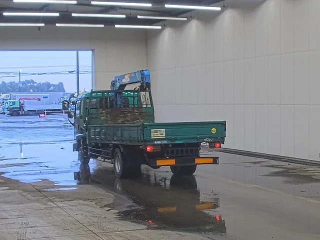 Isuzu Forward  с аукциона в Японии