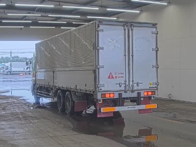 Hino Profia