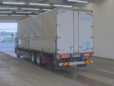 ISUZU GIGA