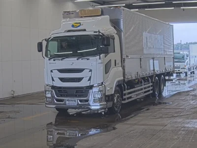 ISUZU GIGA