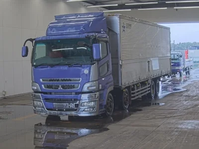 MITSUBISHI FUSO SUPER GREAT