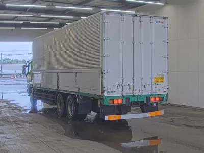 MITSUBISHI FUSO SUPER GREAT