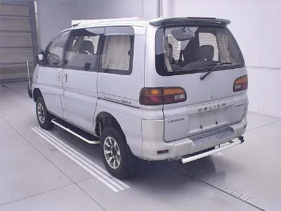 MITSUBISHI DELICA