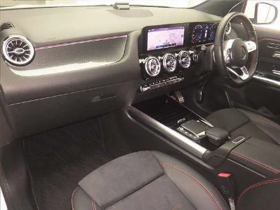 MERCEDES BENZ GLA