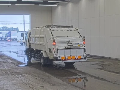 ISUZU FORWARD