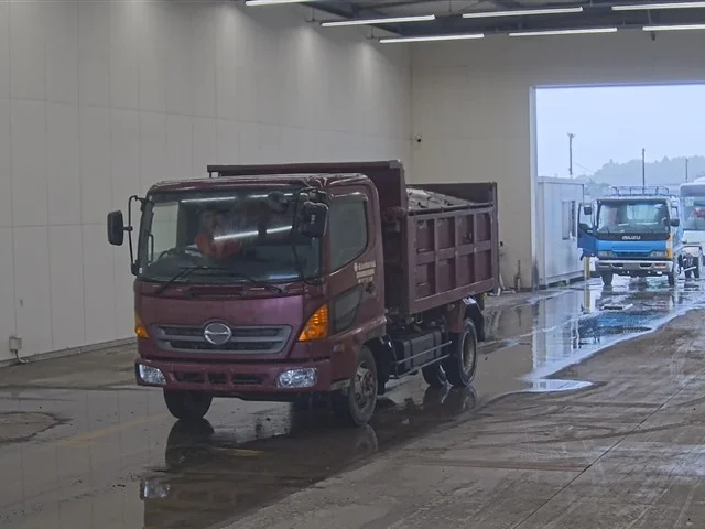 Hino Ranger 2002