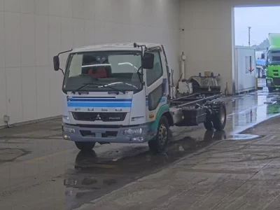 MITSUBISHI FUSO FIGHTER