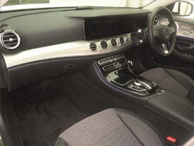 MERCEDES BENZ E CLASS