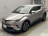 Цена авто Toyota C-HR с аукционов Японии, номер кузова ZYX10, пробег 54 000, оценка 8