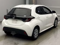 Цена авто Toyota Yaris с аукционов Японии, номер кузова KSP210, пробег 43 000, оценка 8