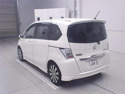 HONDA FREED