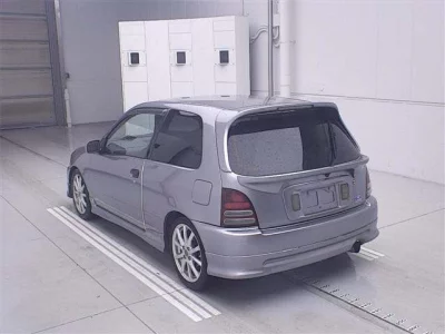 TOYOTA STARLET