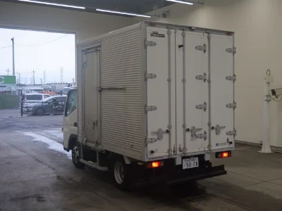 MITSUBISHI CANTER