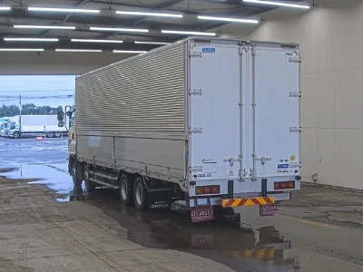 ISUZU GIGA