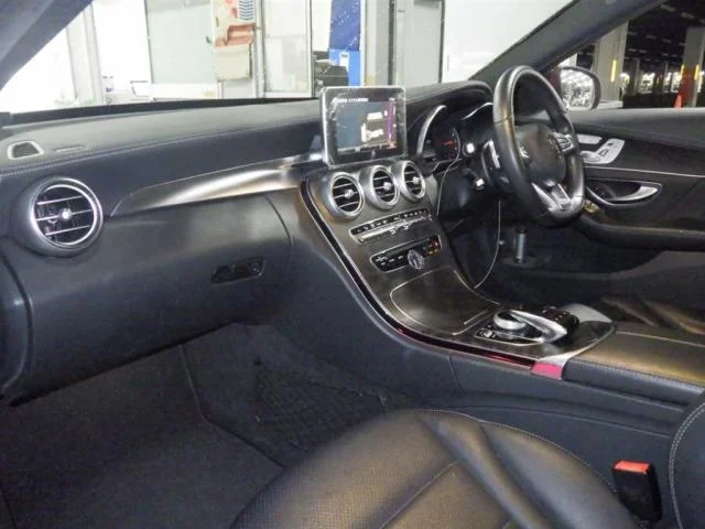 Mercedes-Benz C-Class  с аукциона в Японии