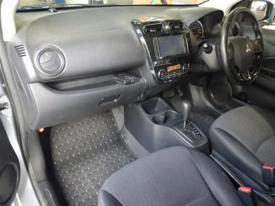 MITSUBISHI MIRAGE