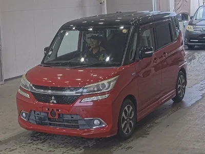 MITSUBISHI DELICA D2