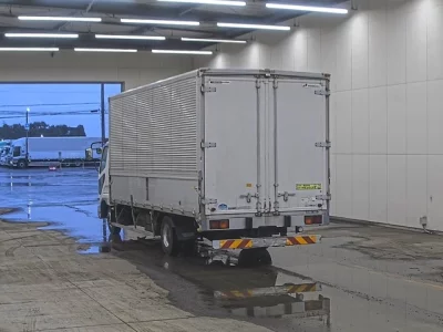 MITSUBISHI FUSO FIGHTER